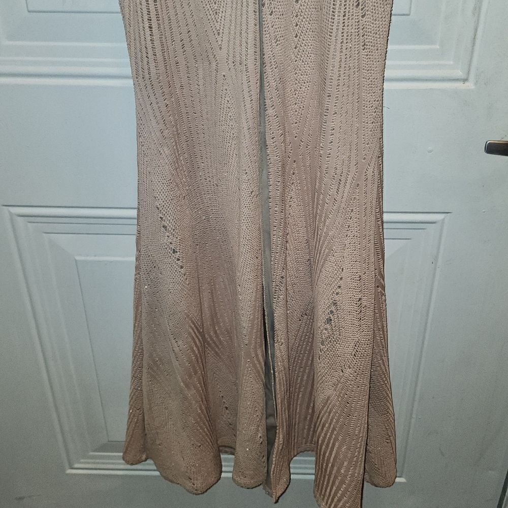Beautiful Formal Dress   - Picture 6 of 8